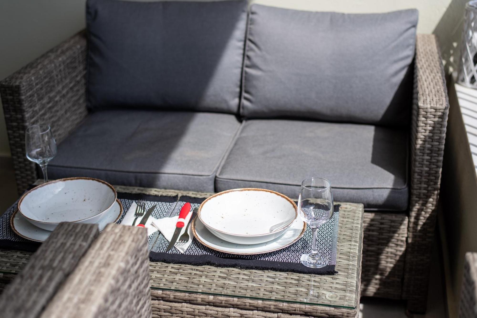 Demi'S Apartments Near Athen'S Airport อาร์เตมีดา ภายนอก รูปภาพ