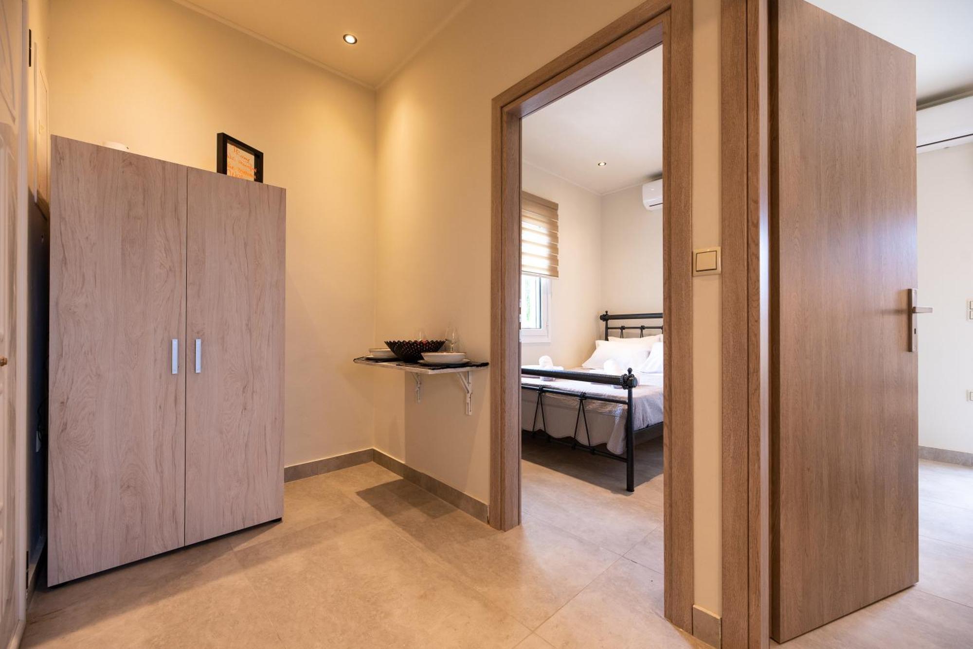 Demi'S Apartments Near Athen'S Airport อาร์เตมีดา ภายนอก รูปภาพ